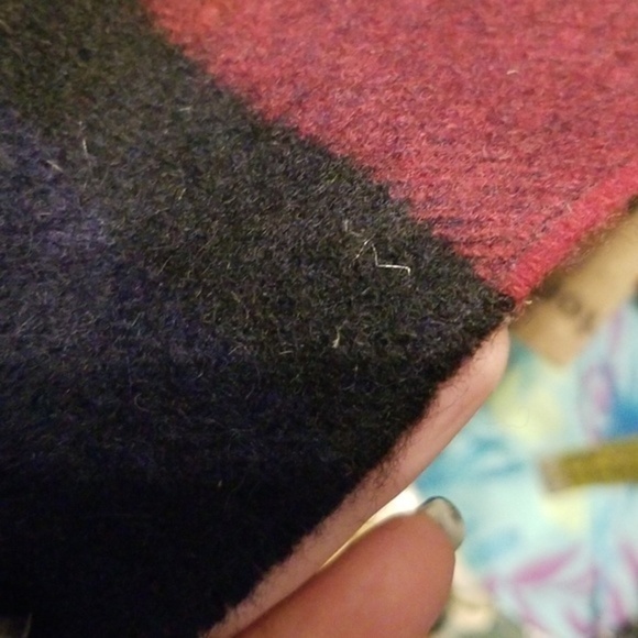 Vintage Cashmere scarf - Picture 7 of 8